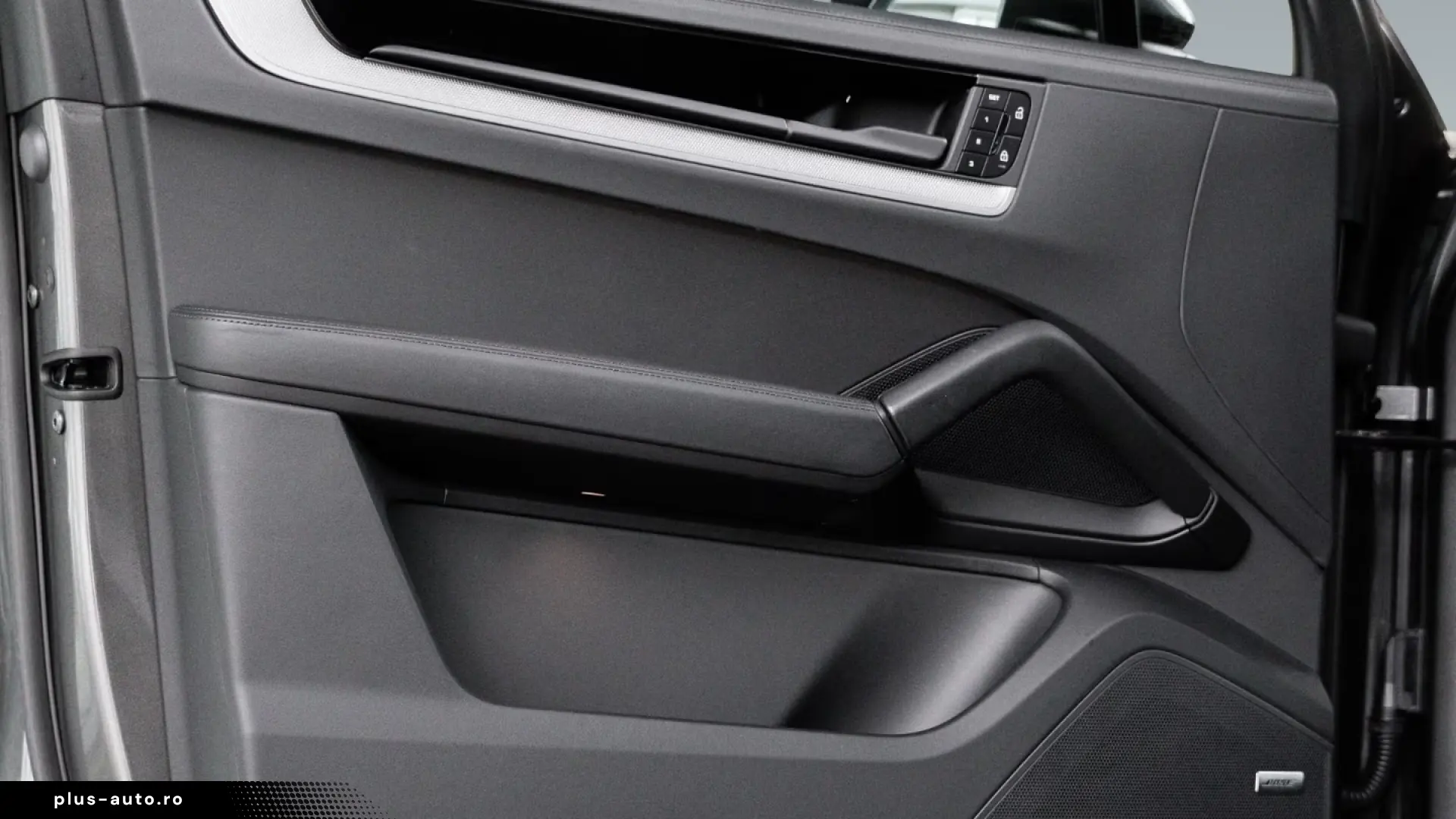 Porsche Cayenne E-Hybrid InnoDrive Head-Up Air Suspension