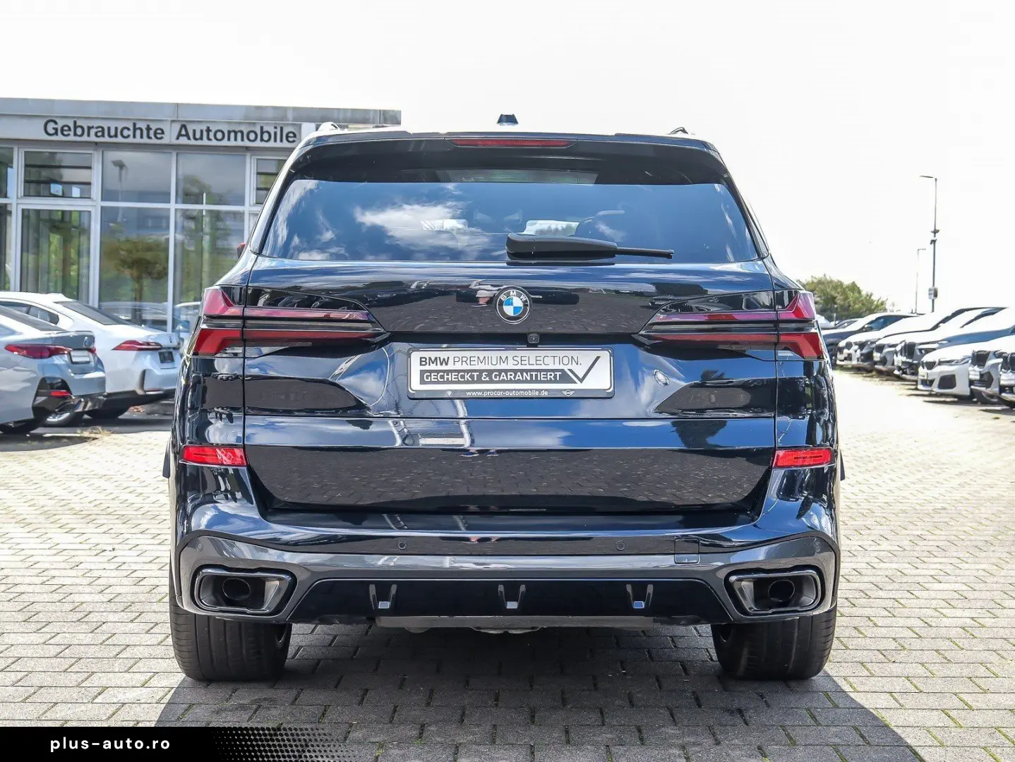 BMW X5 xDrive30d M Sport 7 Sitze PANO AHK RFK NAVI