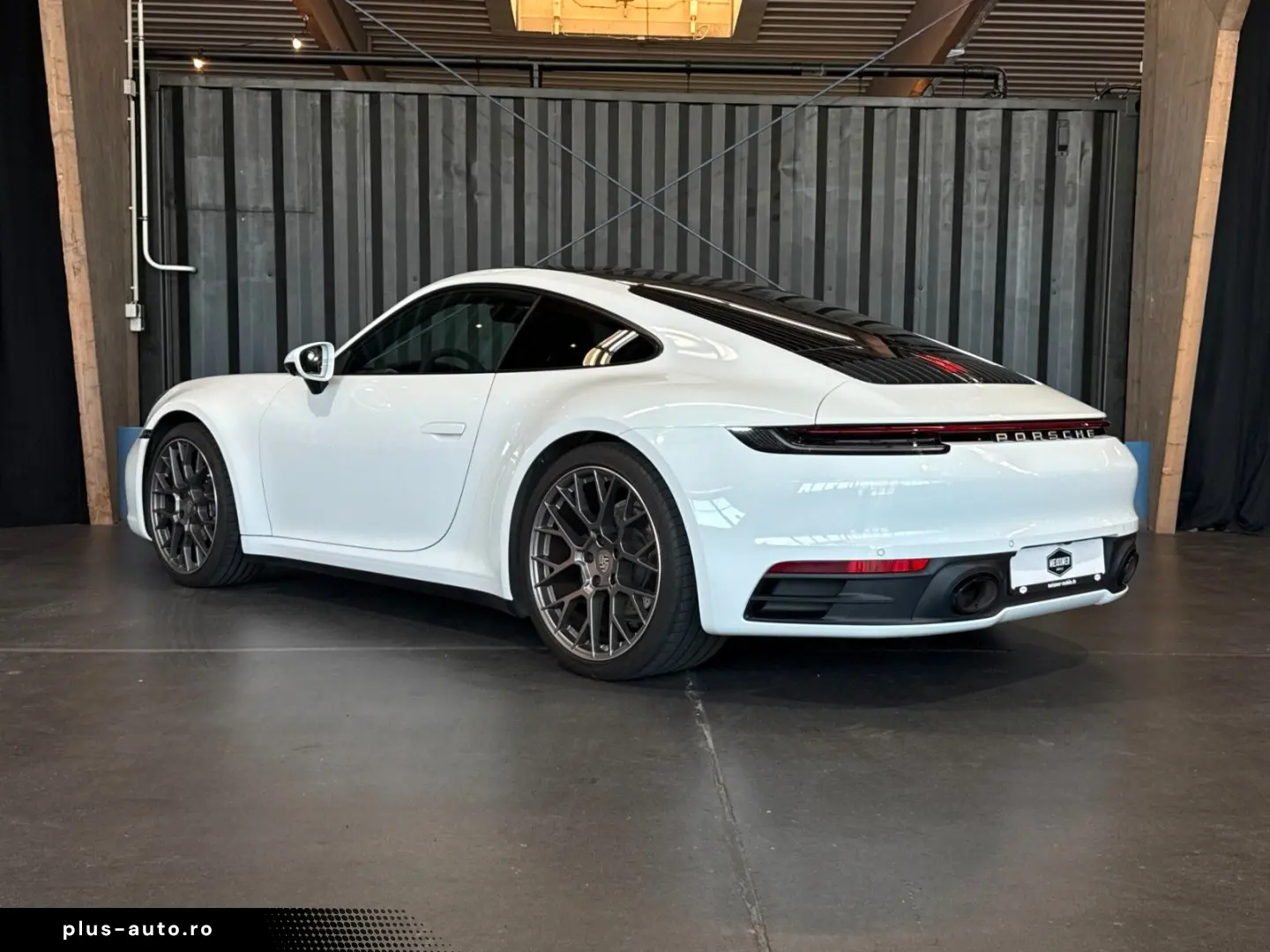 PORSCHE 911 Carrera (Approved Sportabgasanlage CarPlay)