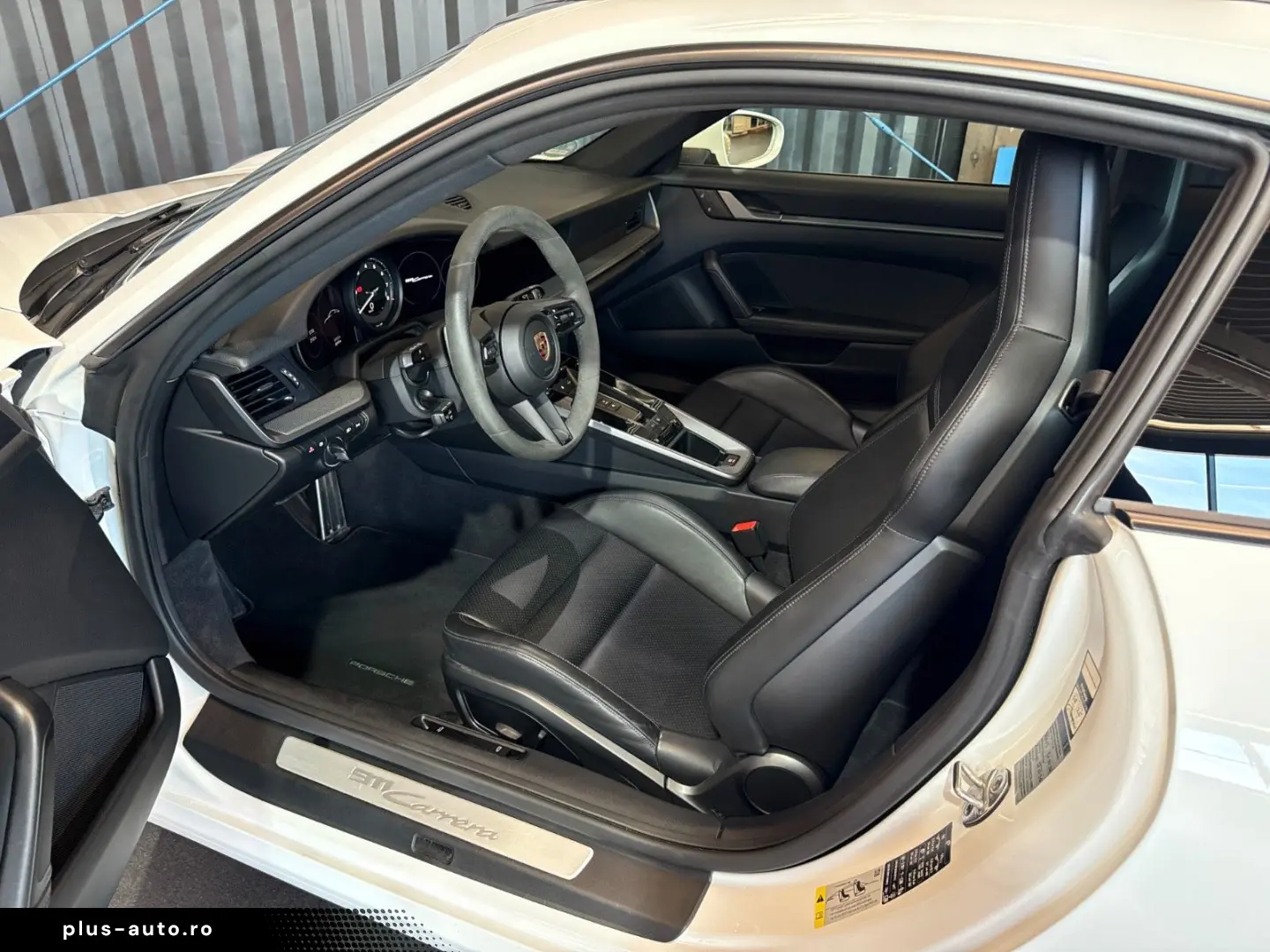 PORSCHE 911 Carrera (Approved Sportabgasanlage CarPlay)