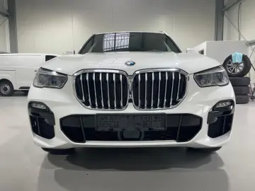 BMW X5xDr40d M-Sport Pano Laser SoftClose HeadUp ACC