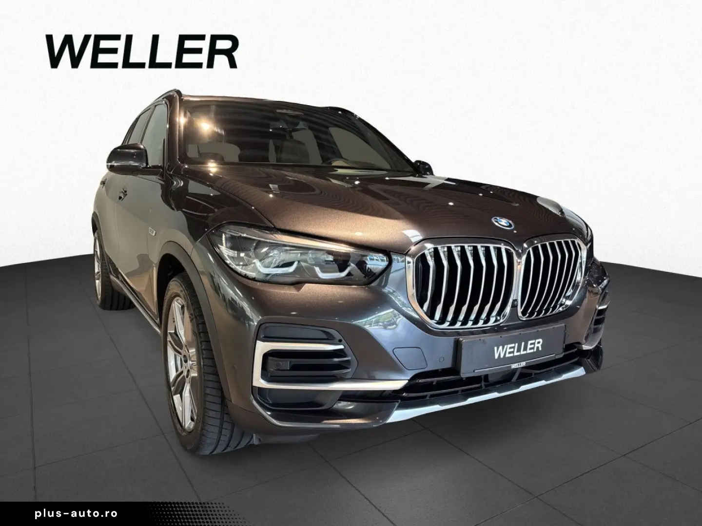 BMW X5 xD45e xLine AdLED DAPr Massage 2ACHS Pano AHK