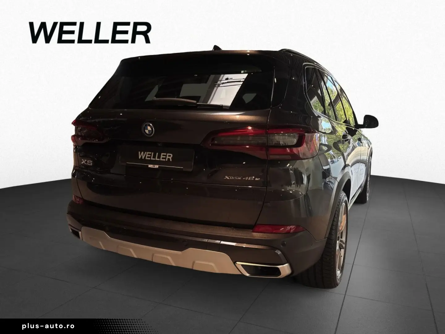 BMW X5 xD45e xLine AdLED DAPr Massage 2ACHS Pano AHK