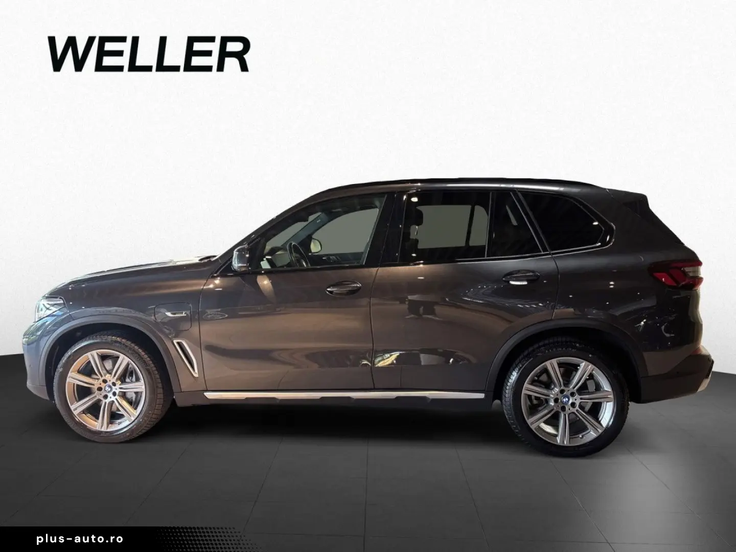 BMW X5 xD45e xLine AdLED DAPr Massage 2ACHS Pano AHK