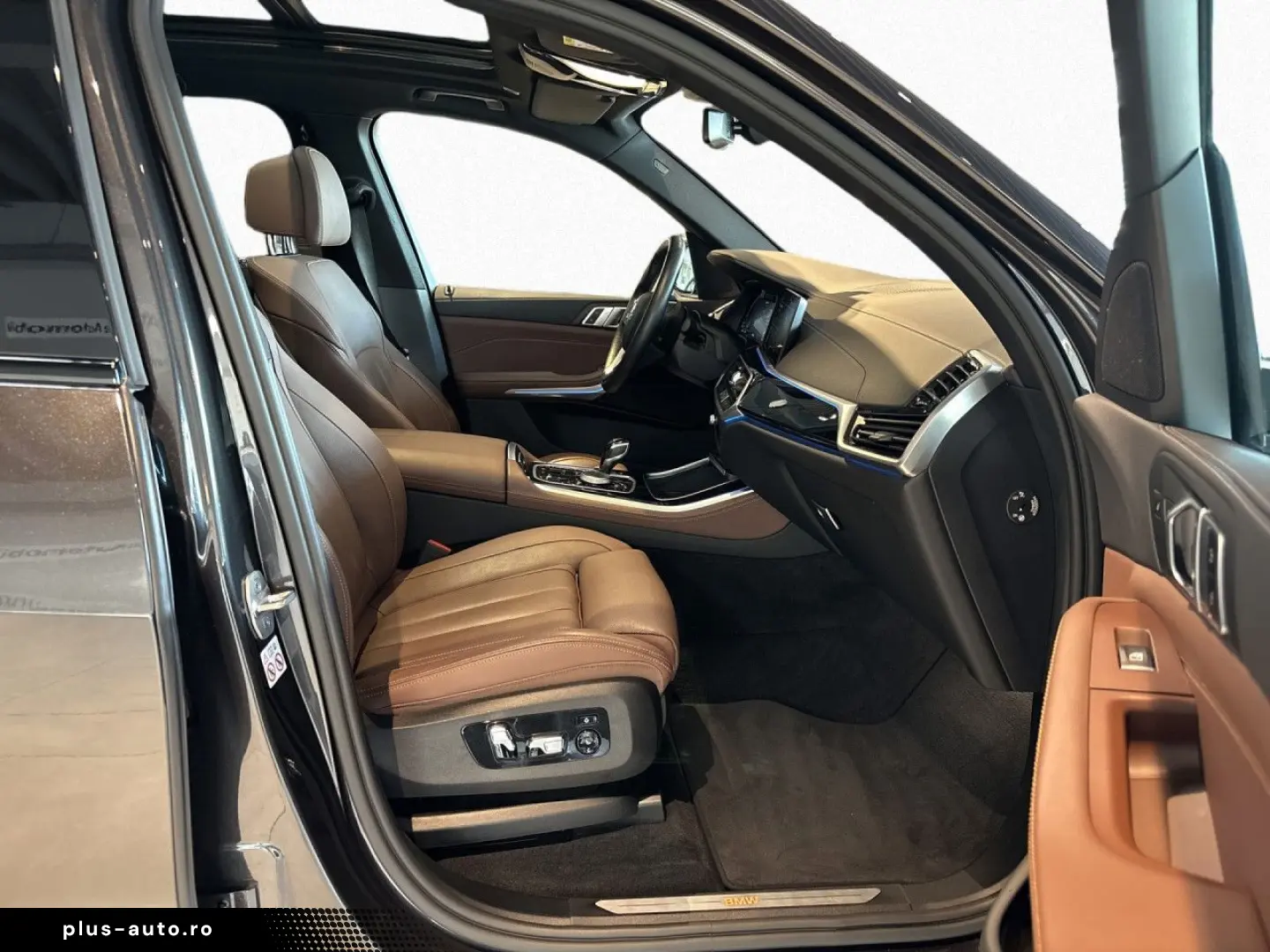 BMW X5 xD45e xLine AdLED DAPr Massage 2ACHS Pano AHK