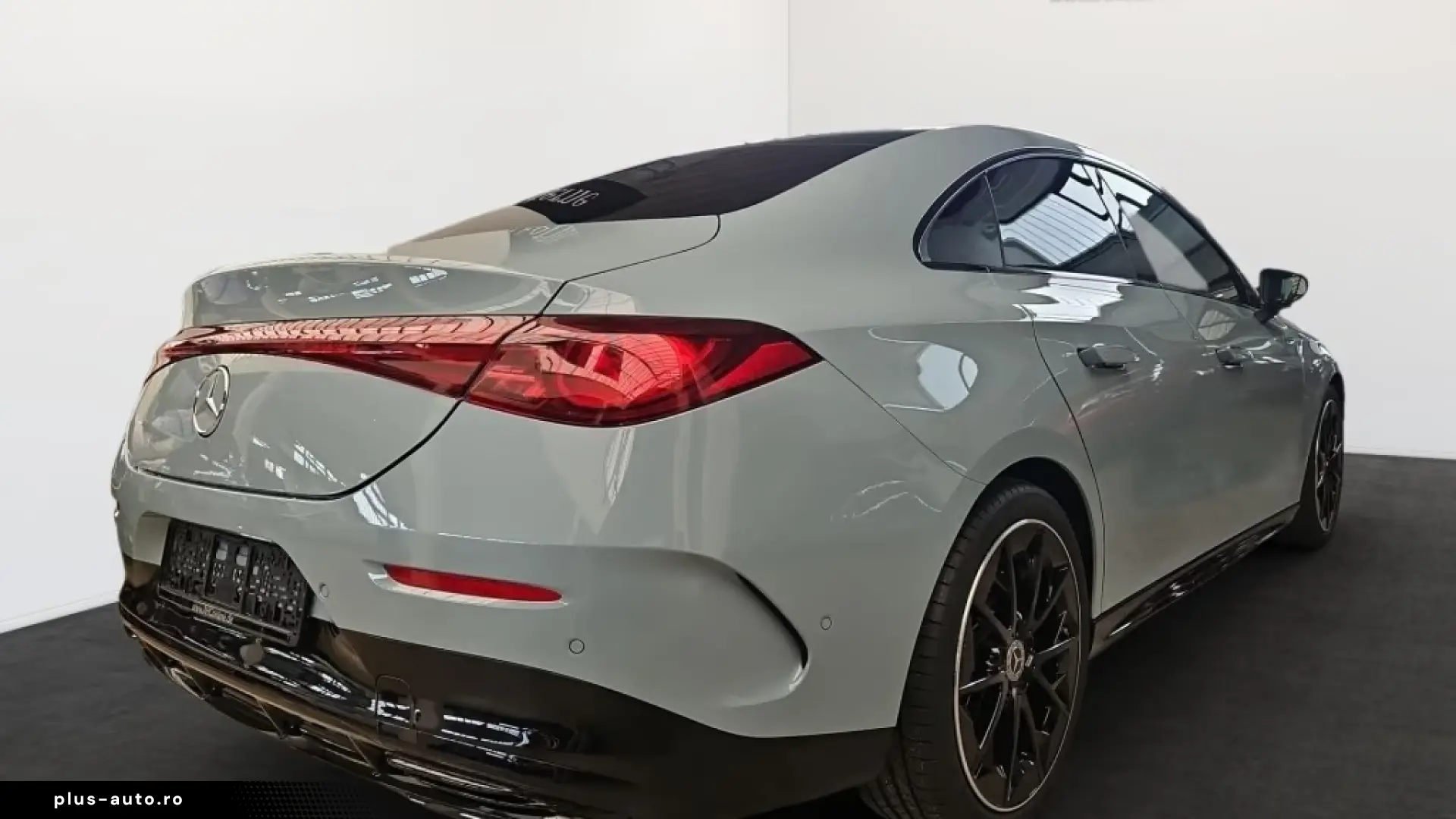 Mercedes-Benz CLA 200 AMG NIGHT BURMESTER