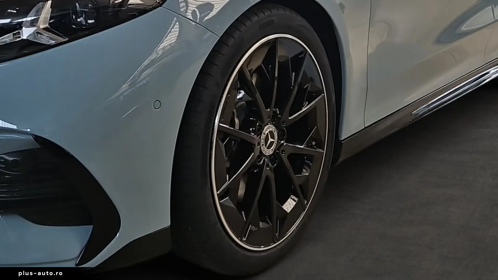 Mercedes-Benz CLA 200 AMG NIGHT BURMESTER