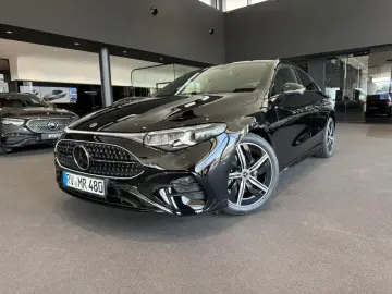 Mercedes-Benz CLA 200 4M AMG SUPERSCREEN MULTIBEAM