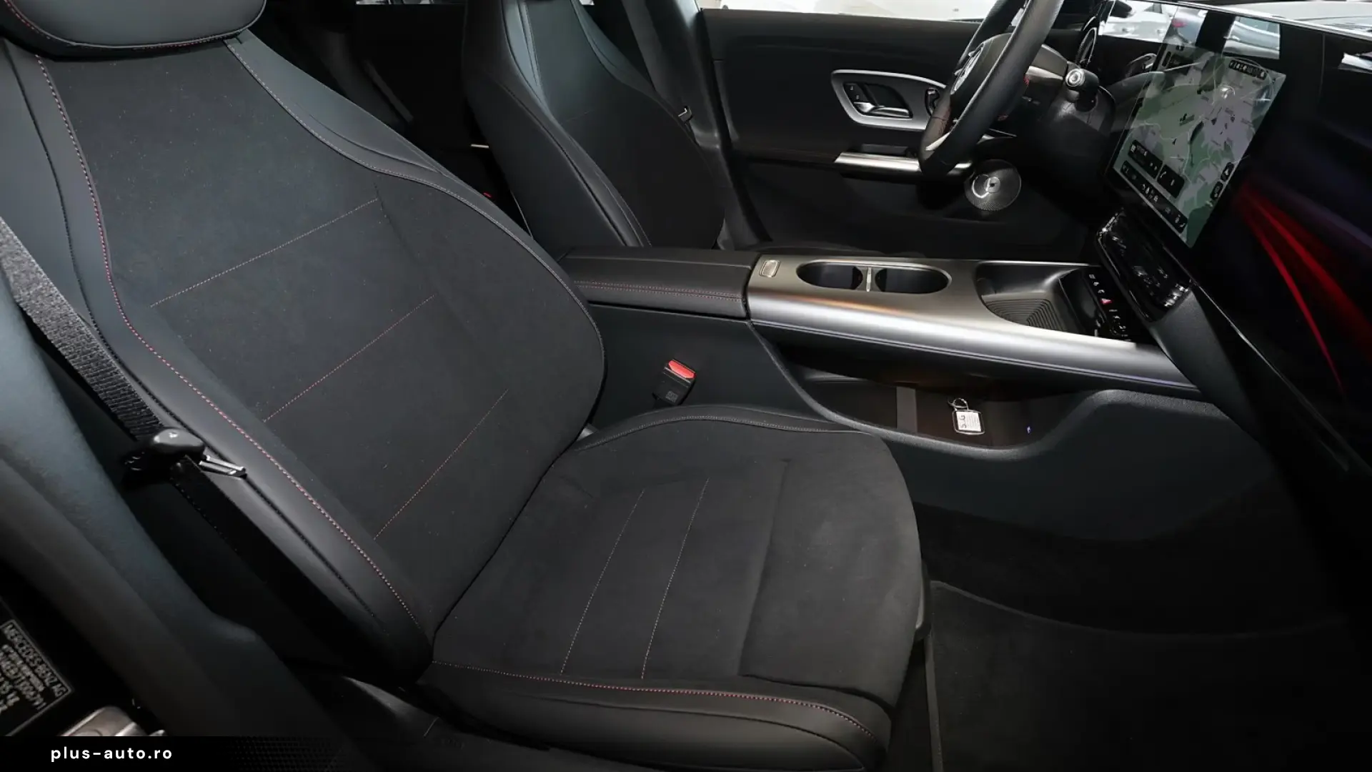 Mercedes-Benz CLA 200 AMG Superscreen Burmester