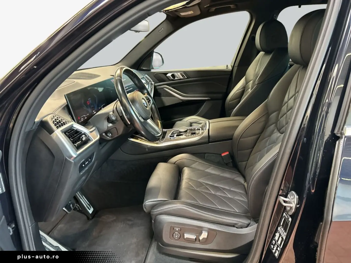 BMW X5 xDrive30d M-Paket AHK Pano LED H&K Navi