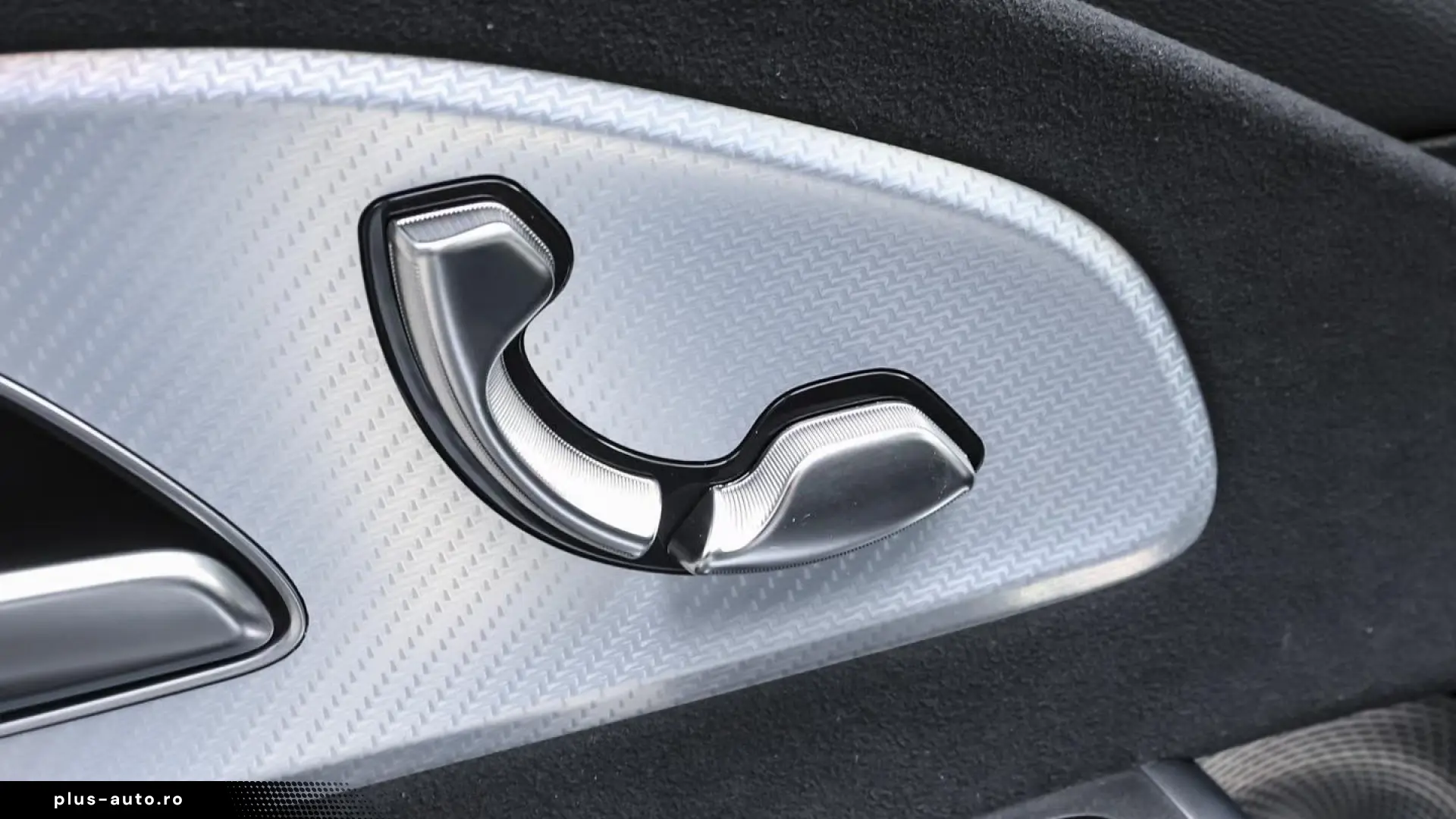 Mercedes-Benz CLA200 AMG Premium Night Superscreen Burmester