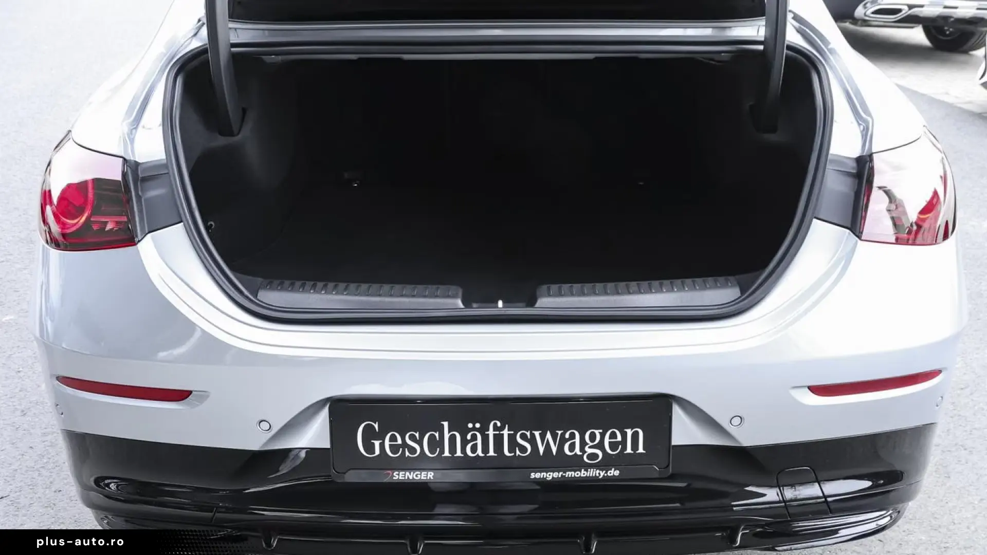 Mercedes-Benz CLA200 AMG Premium Night Superscreen Burmester