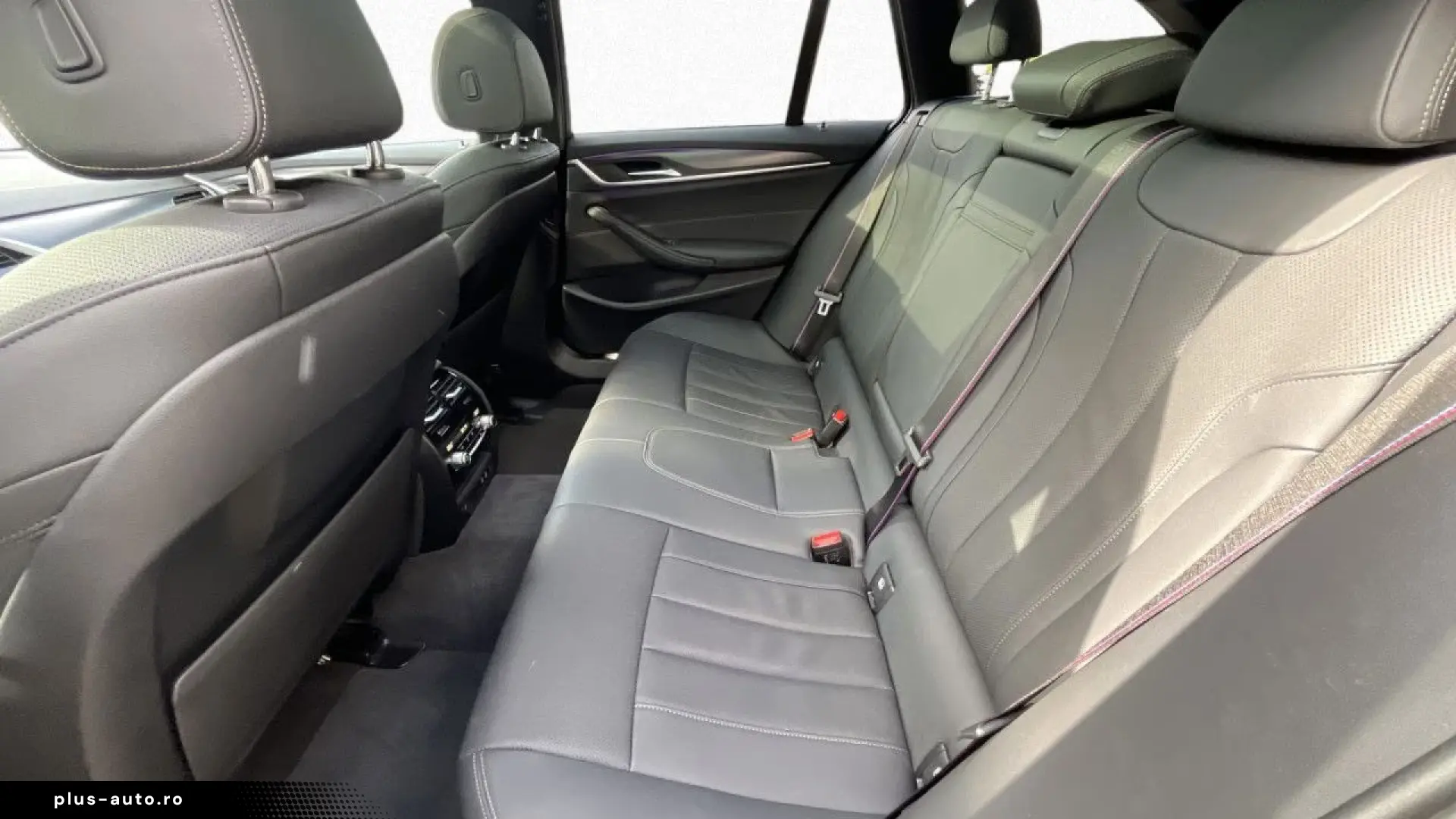 BMW 540d M Sport Pro HUD HIFI St Go AHK Pano Laser