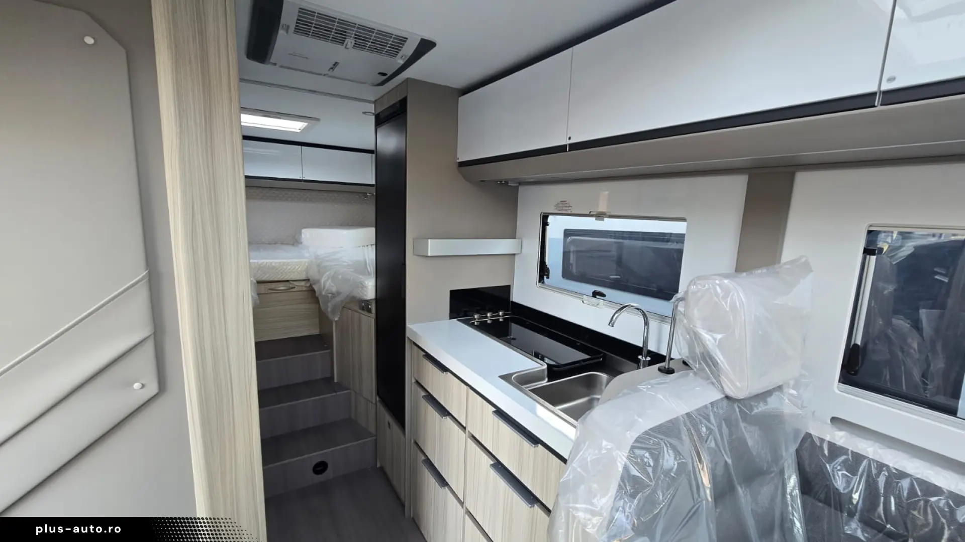 Autorulotă Adria Compact DL 60Y - 4 persoane