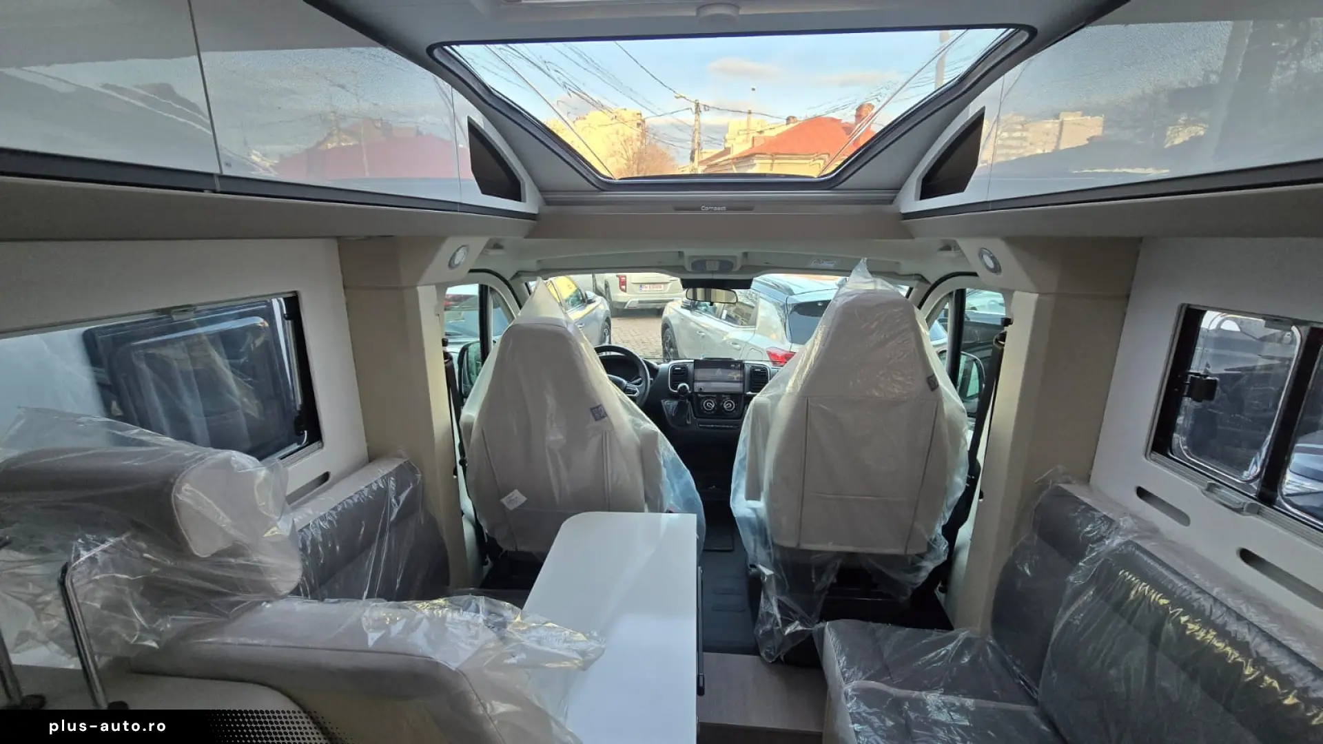 Autorulotă Adria Compact DL 60Y - 4 persoane