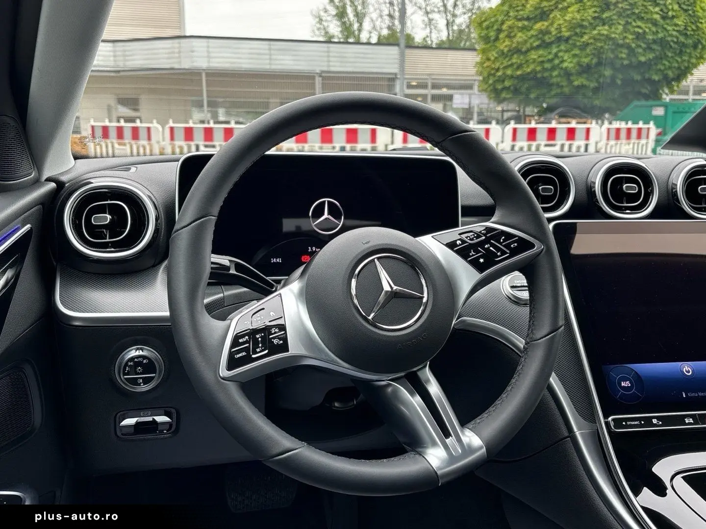 MERCEDES-BENZ C 200 Avantgarde Ambiente Kamera MBUX-Navi LED