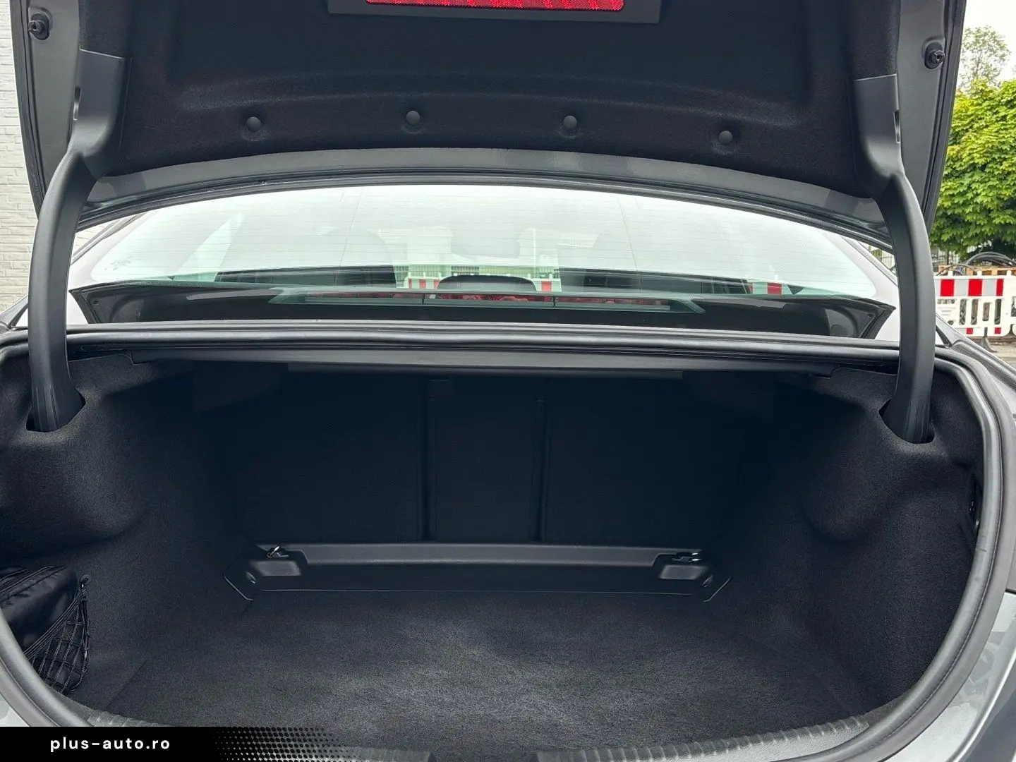 MERCEDES-BENZ C 200 Avantgarde Ambiente Kamera MBUX-Navi LED