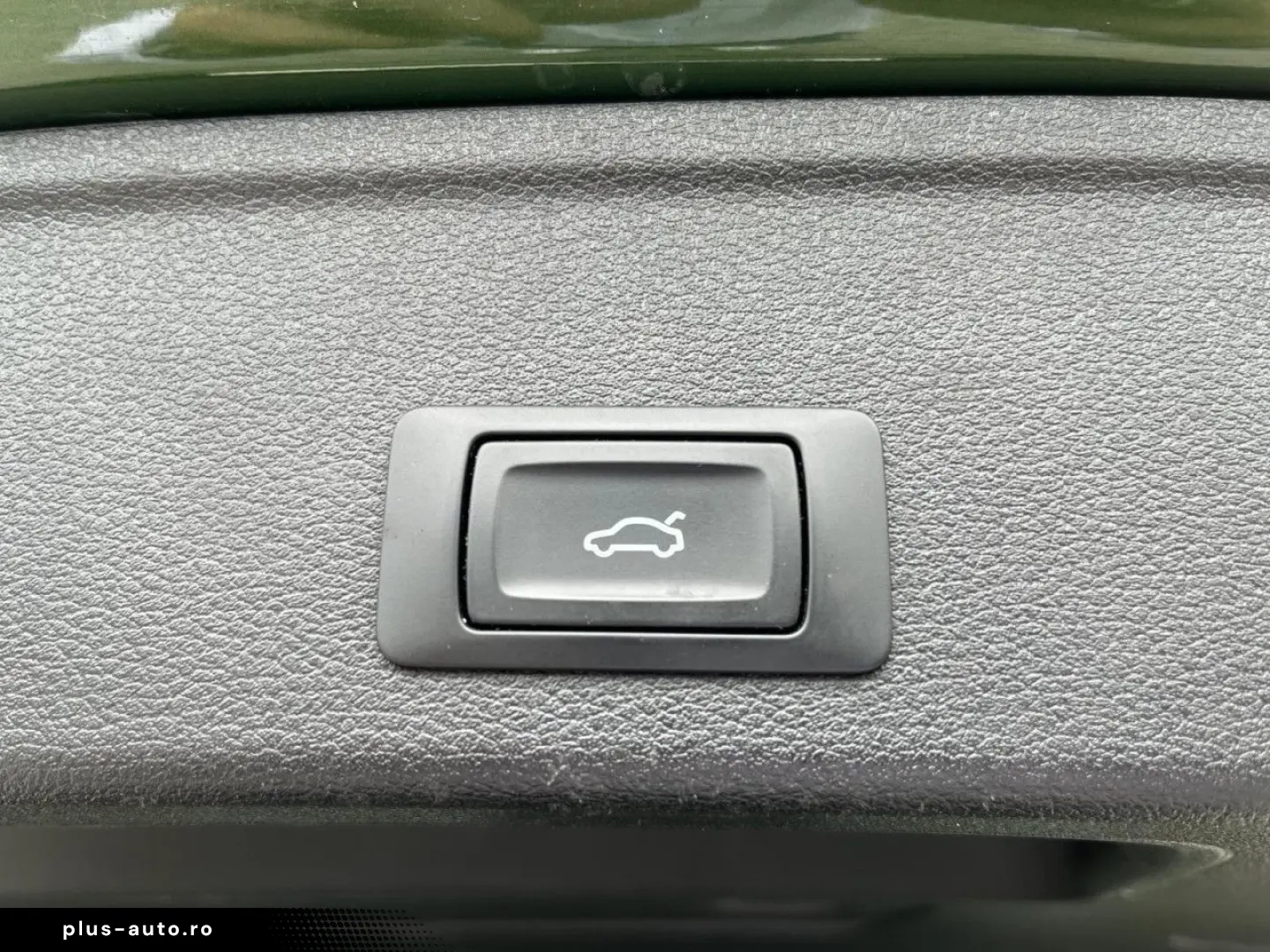 AUDI RS4 Avant 2 9 TFSI quattro tiptronic LED-Matrix