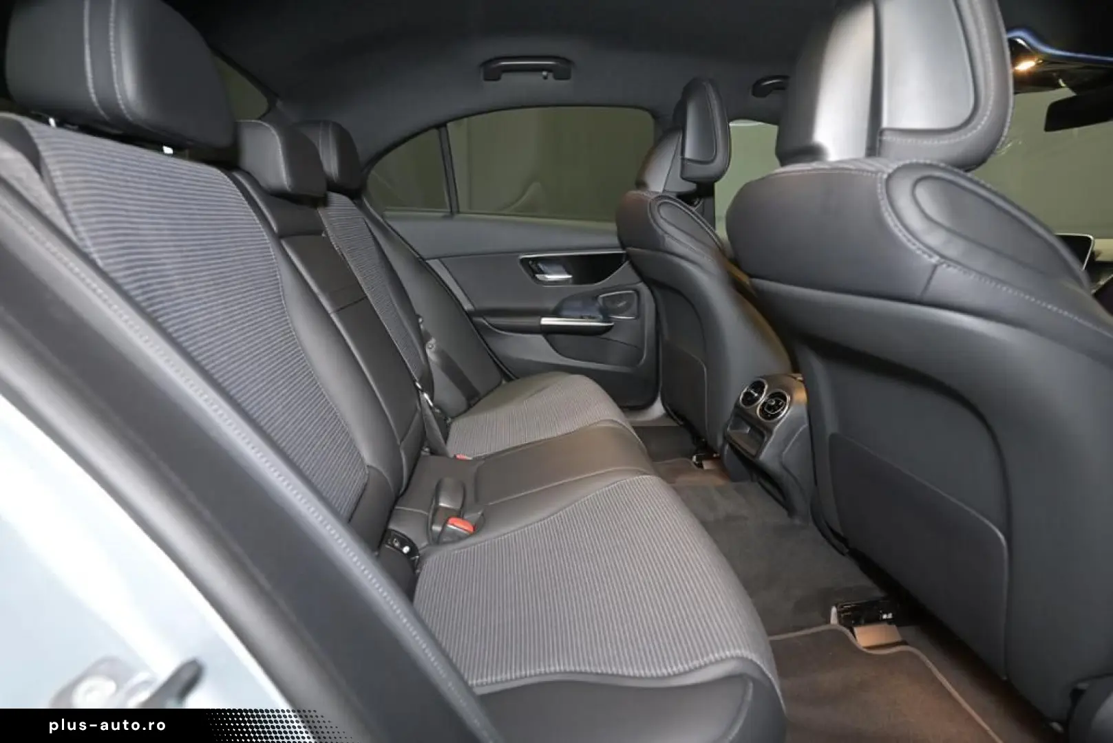 MERCEDES-BENZ C 200 KAMERA NAVI DIGI NIGHT