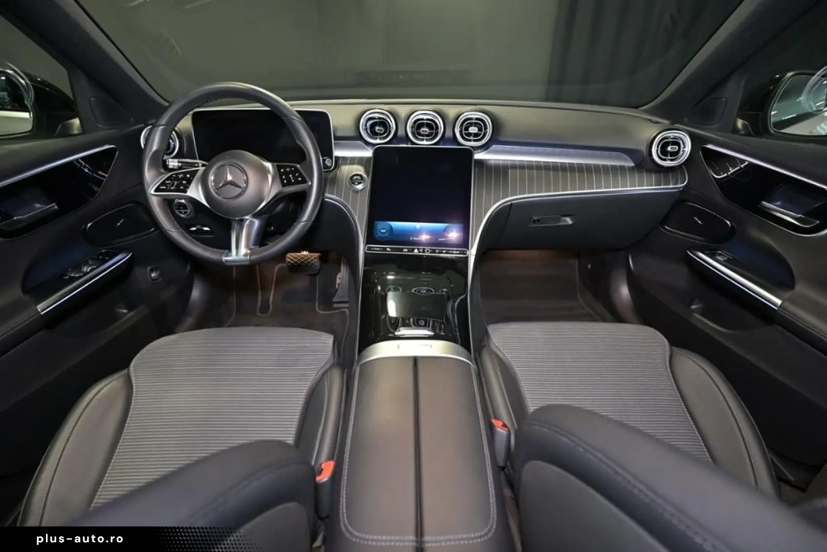 MERCEDES-BENZ C 200 KAMERA NAVI DIGI NIGHT