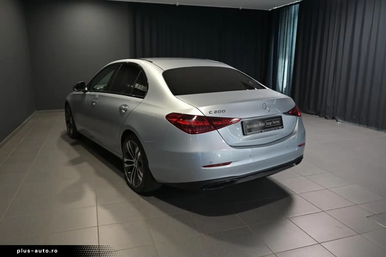 MERCEDES-BENZ C 200 KAMERA NAVI DIGI NIGHT