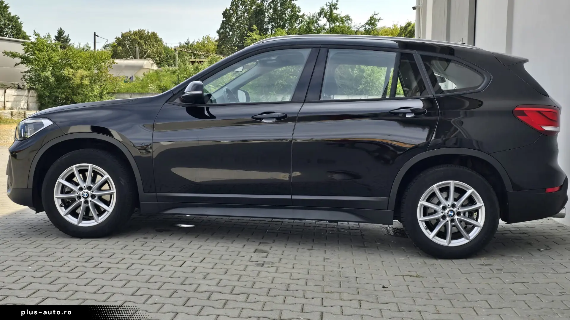 BMW X1 2022 — imagine 2