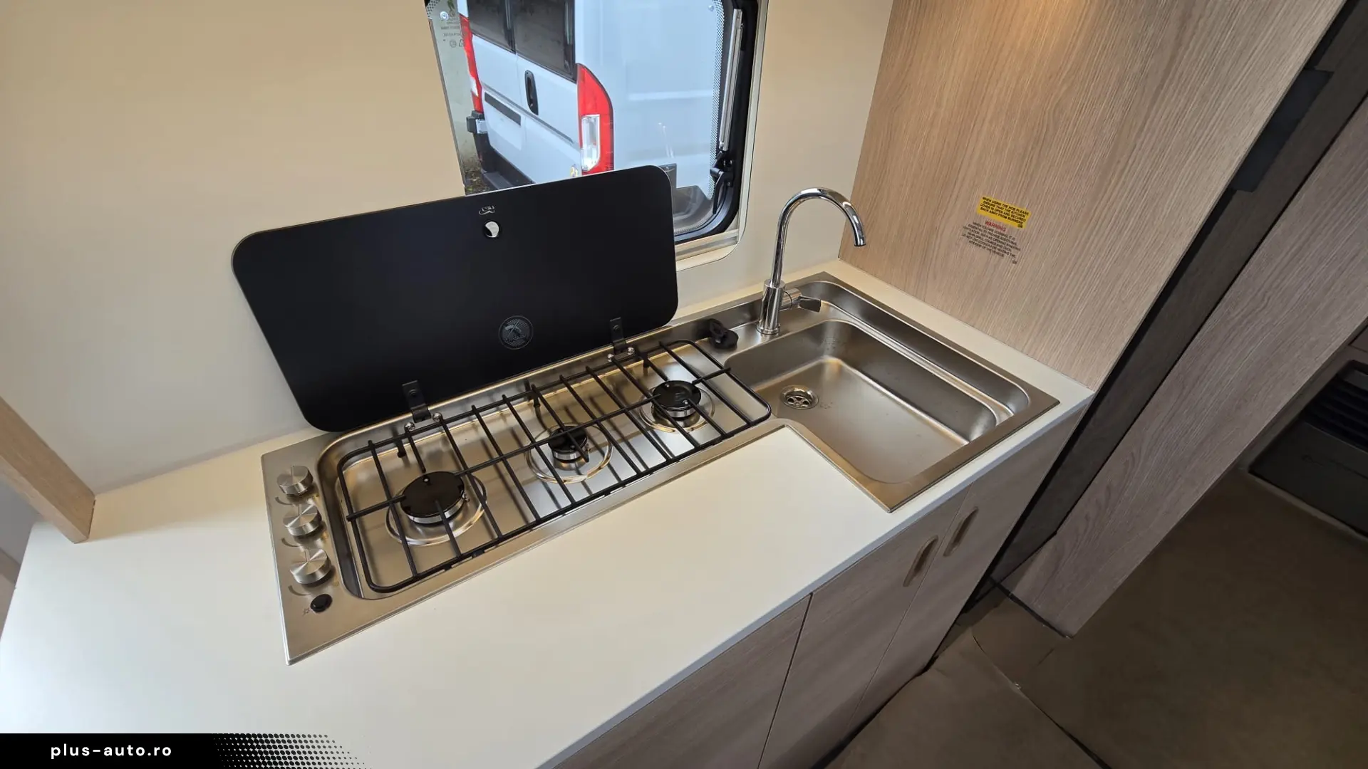 Rulotă Adria Aviva 563 PT - 7 persoane