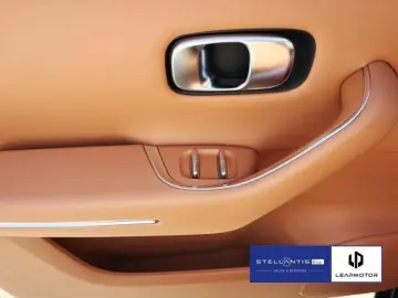 LEAPMOTOR C10 REEV Design