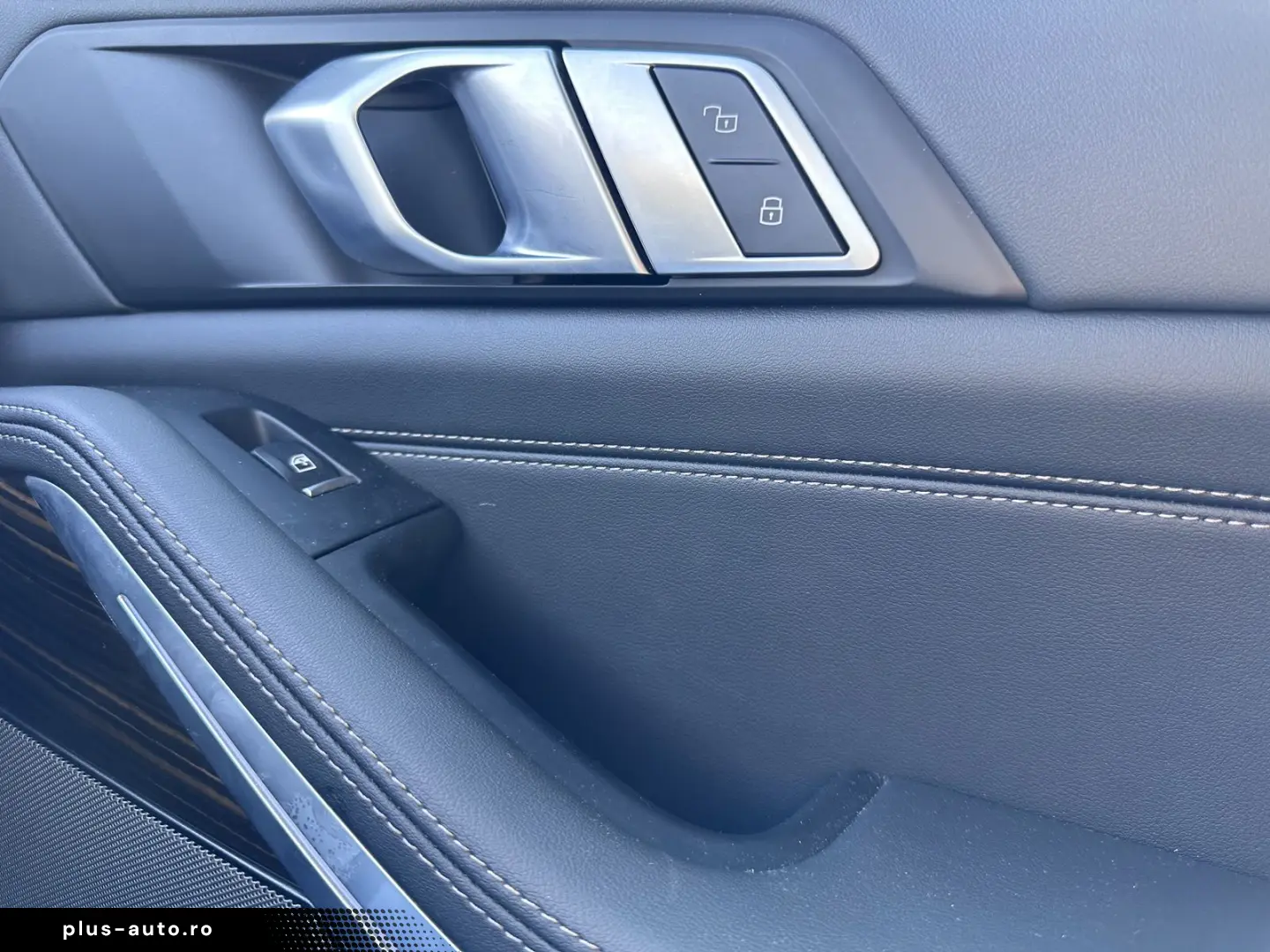 BMW X5 2025 — imagine 12