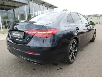 MERCEDES-BENZ C 200 Avantgarde 9G LED Navi 360  Nigh…