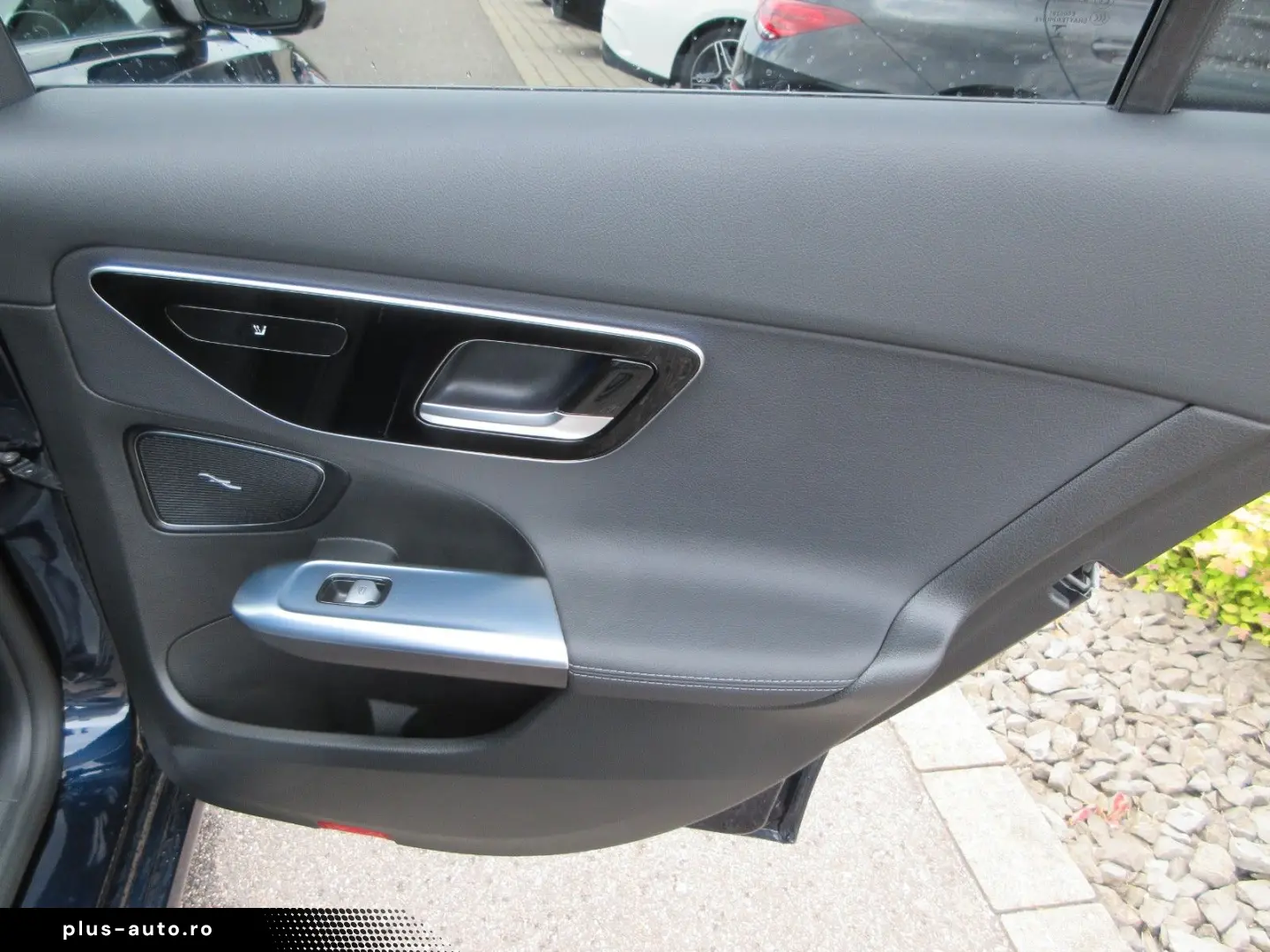 MERCEDES-BENZ C 200 Avantgarde 9G LED Navi 360  Nigh&hellip;