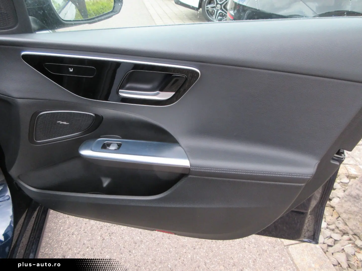MERCEDES-BENZ C 200 Avantgarde 9G LED Navi 360  Nigh&hellip;