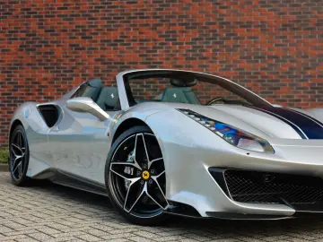 FERRARI 488 Pista Spider 3.9 V8   Warranty - Tailor Made