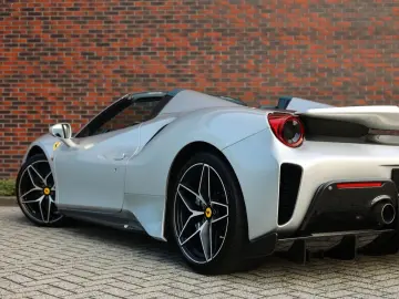 FERRARI 488 Pista Spider 3.9 V8   Warranty - Tailor Made