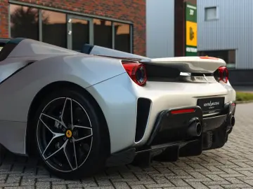 FERRARI 488 Pista Spider 3.9 V8   Warranty - Tailor Made