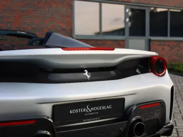 FERRARI 488 Pista Spider 3.9 V8   Warranty - Tailor Made
