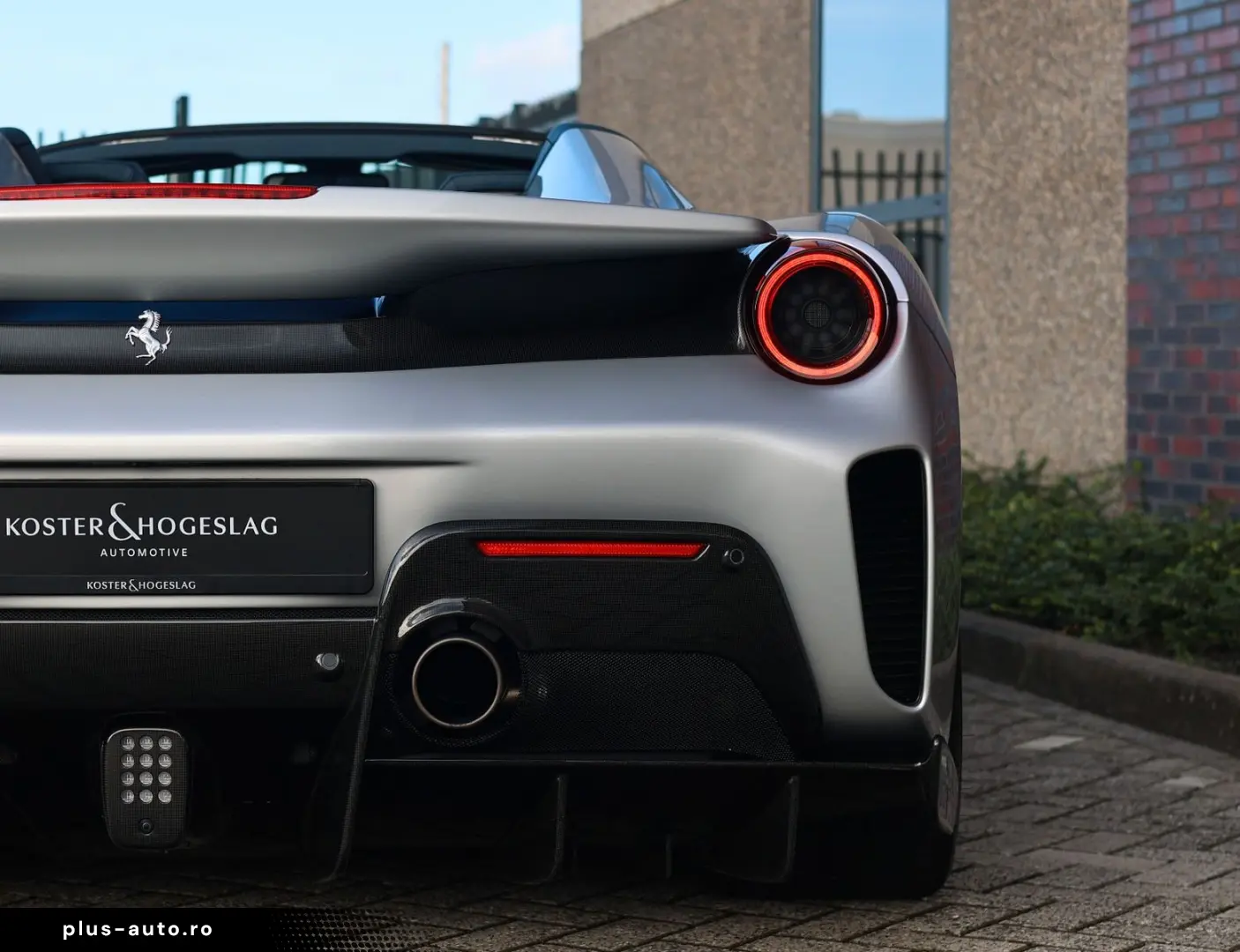 FERRARI 488 Pista Spider 3.9 V8   Warranty - Tailor Made