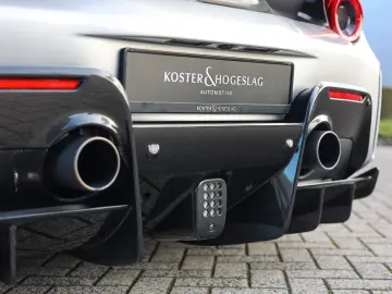 FERRARI 488 Pista Spider 3.9 V8   Warranty - Tailor Made