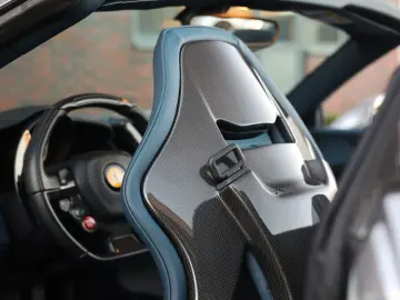 FERRARI 488 Pista Spider 3.9 V8   Warranty - Tailor Made