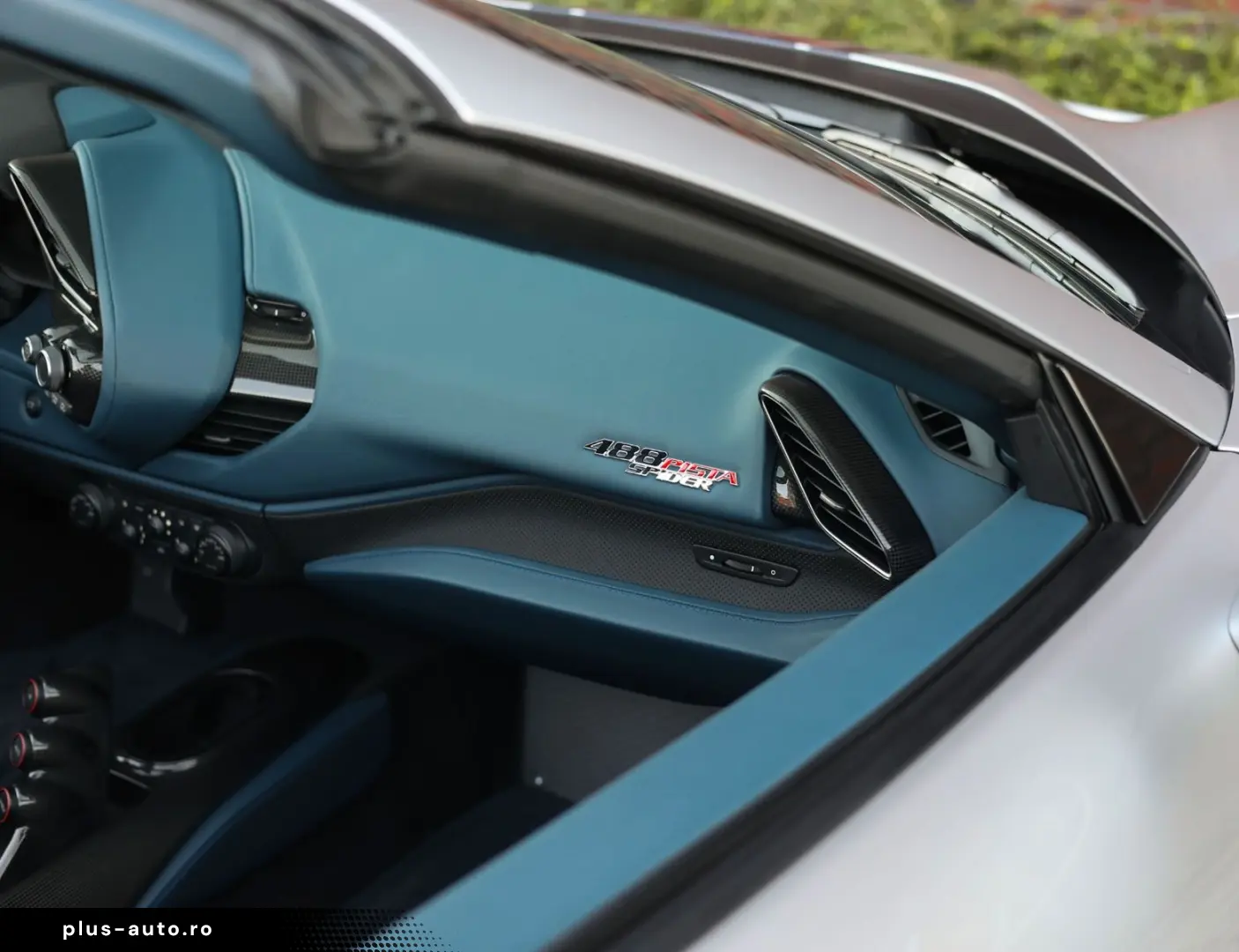 FERRARI 488 Pista Spider 3.9 V8   Warranty - Tailor Made