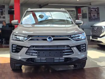 KGM Korando 1.5 GDI-T 163 CP Automată SMART - Latte Greige