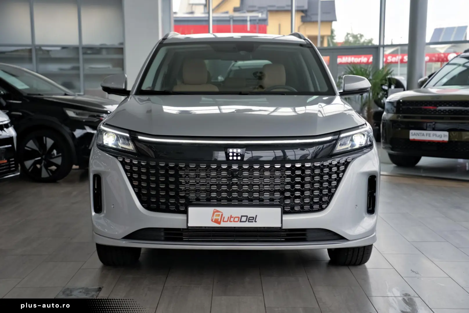 DFSK E5 1.5 2WD 176CP PHEV 7 locuri