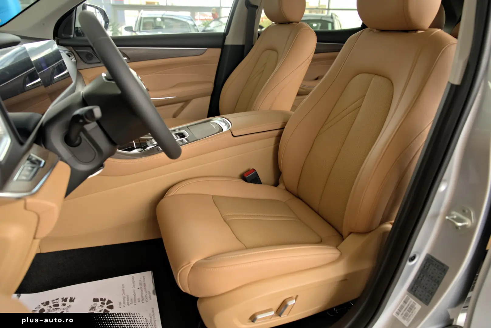 DFSK E5 1.5 2WD 176CP PHEV 7 locuri