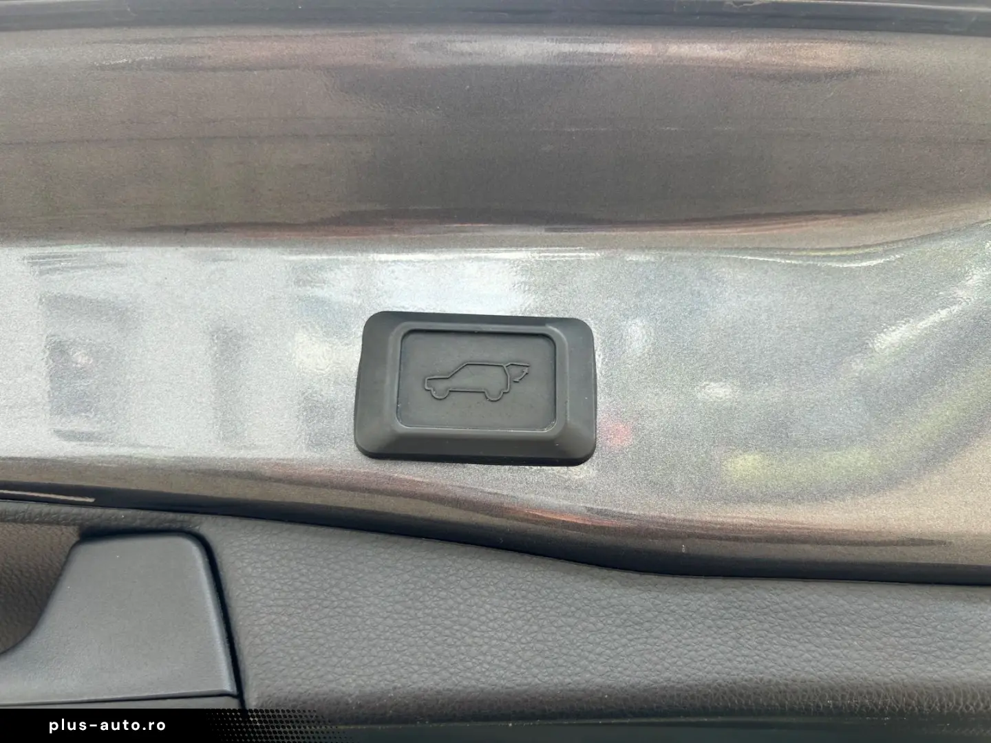 TOYOTA RAV4 Hybrid 4x4 Style