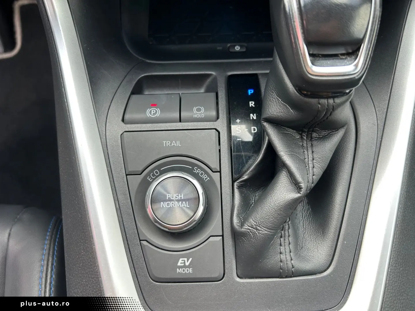 TOYOTA RAV4 Hybrid 4x4 Style