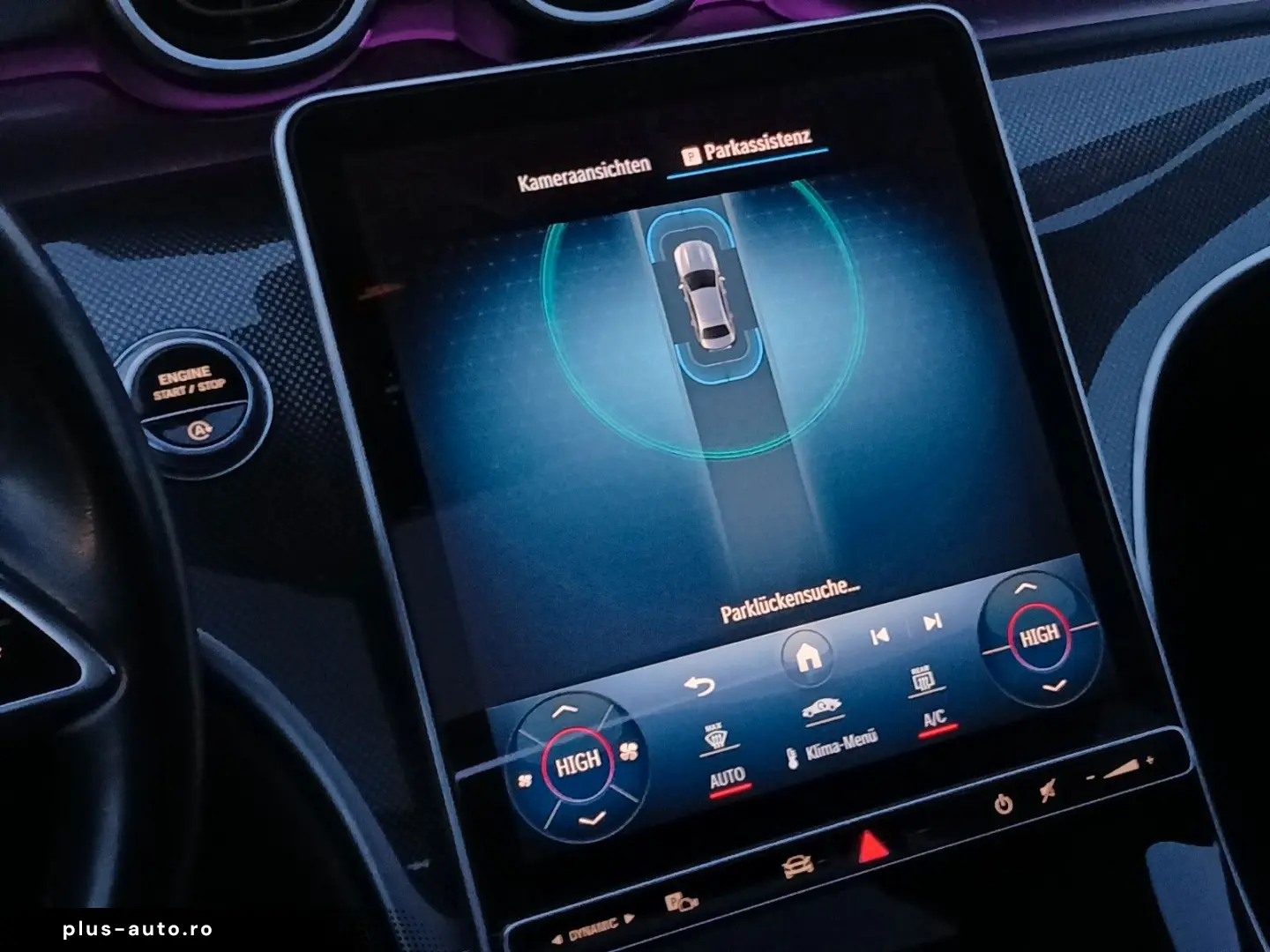MERCEDES-BENZ C200 F Schiebedach_Ambiente_Rückfahrkam_MBUX_
