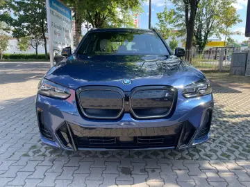 BMW iX3 Panora Head Up 360