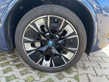 BMW iX3 Panora Head Up 360