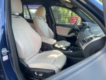BMW iX3 Panora Head Up 360