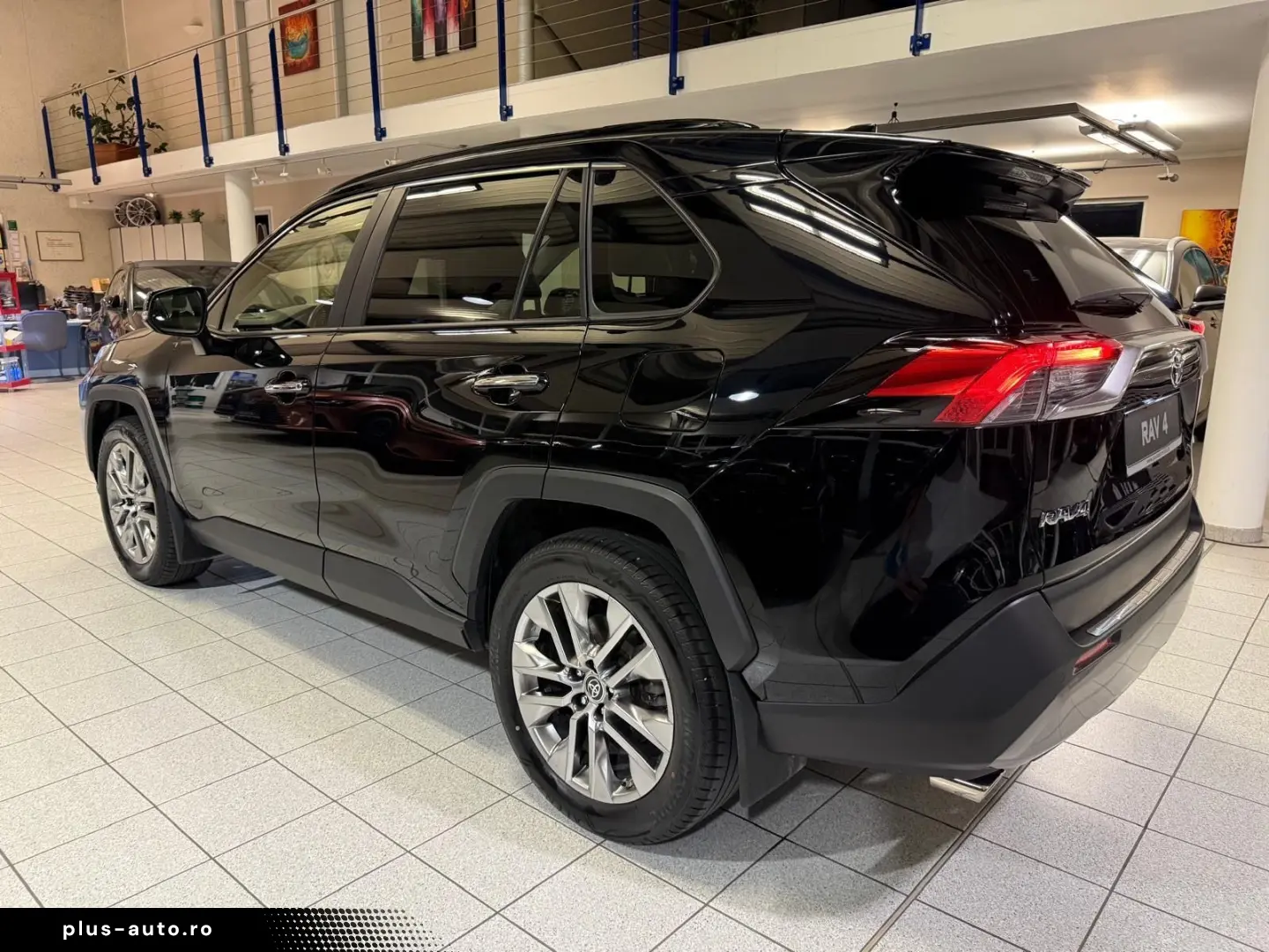 TOYOTA RAV 4 EXECUTIVE-4x4
